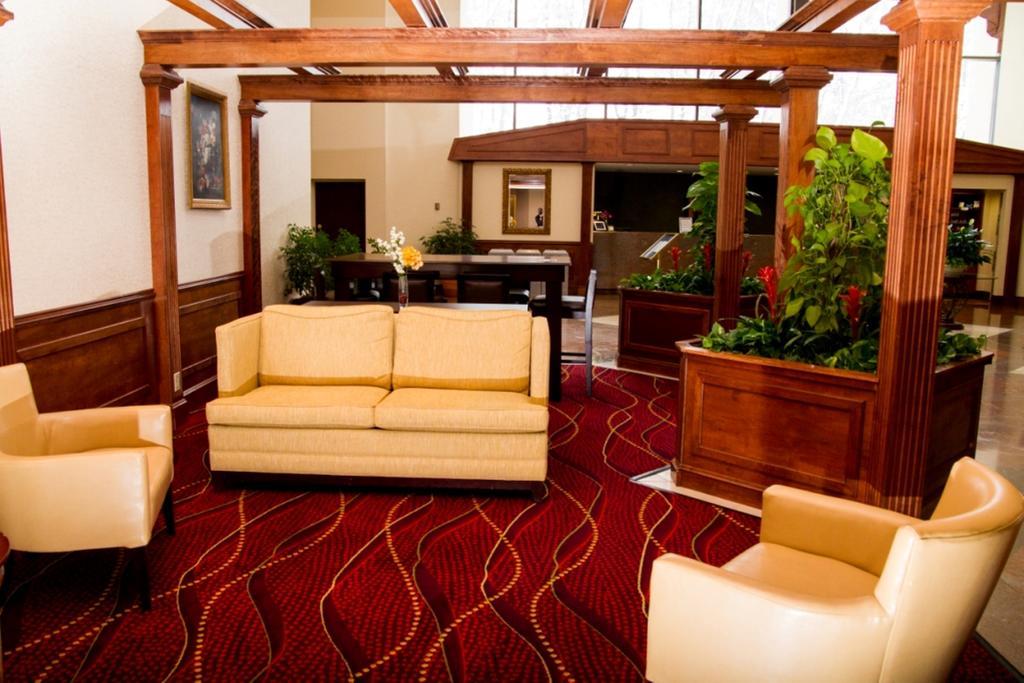 Red Lion Hotel Кромвель Экстерьер фото