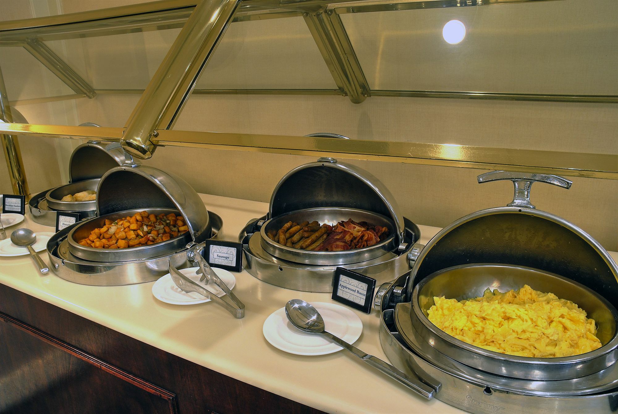 Red Lion Hotel Кромвель Экстерьер фото